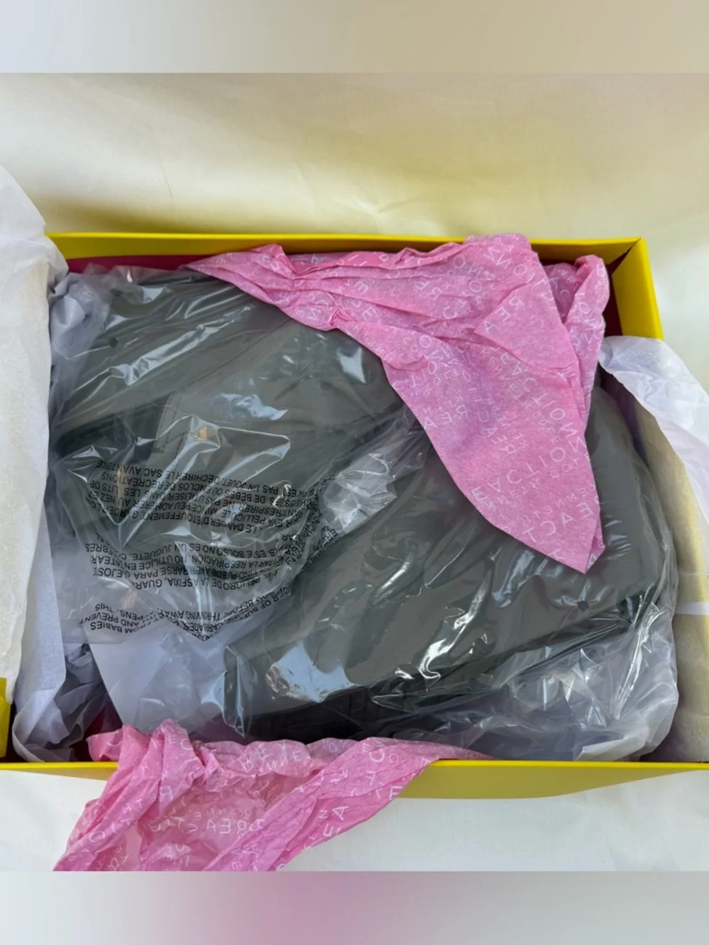Kenneth Cole Reaction Sole Search Leather Peep Toe Wedge‎ Shooties Size 8